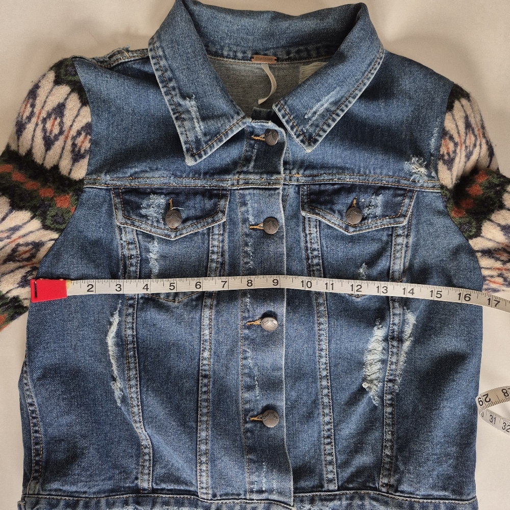 Free People Denim Jacket Cypress Aztec Wool Long Sleeve Distressed BOHO Size M - Picture 14 of 16